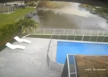 טרגדיה באוויר: מטוס סיוע בדרכו לג&rsquo;מייקה התרסק בפלורידה, שני הרוגים