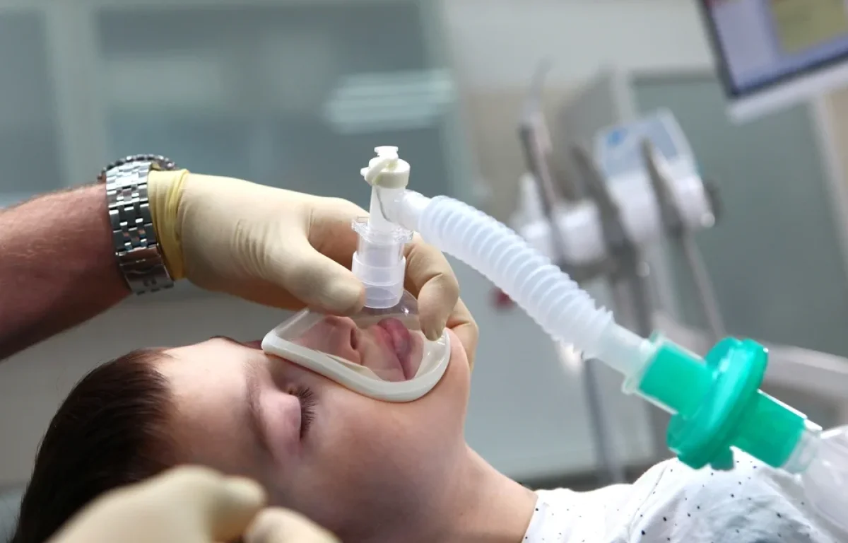 סכנה מהקלמר: שני ילדים נותחו בעקבות פגיעת עיפרון בעין - "הצטברות מקרים חריגה"