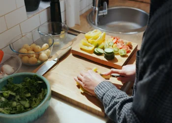 הכנת סלטים מראש