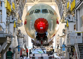 הולך להיכנס להיסטוריה: המטוס שלא עוצר 22 שעות ברציפות