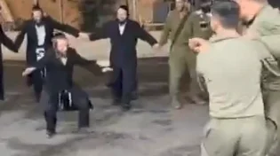 אחדות יהודית מרגשת: זה מה שעשו בחורי החסידות בחברון