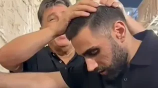 תיעוד מרגש: שורד השבי שגב כלפון עם אביו בפעם הראשונה בכותל