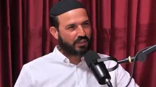 "זה לא קל": אלירן מזרחי בטיפ זהב לחיי נישואין מאושרים