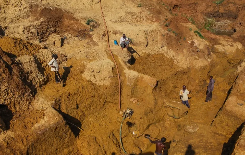 טרגדיה בקונגו: עשרות הרוגים בקריסת מכרה