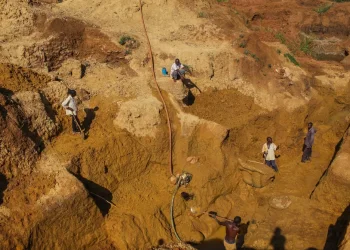 טרגדיה בקונגו: עשרות הרוגים בקריסת מכרה