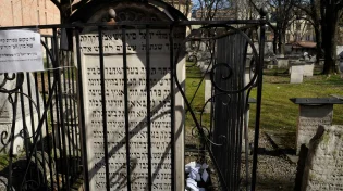 הבקשה המסתורית של הב"ח: מדוע ביקש להיקבר לצד "יוסל'ה הבחור"?