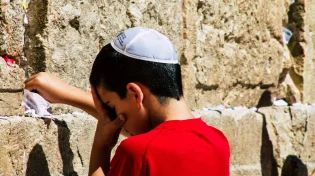 5 דברים שלא ידעתם על כוחה של תפילה מהלב | וגם, מדוע גובר כוחה של תפילת האישה?