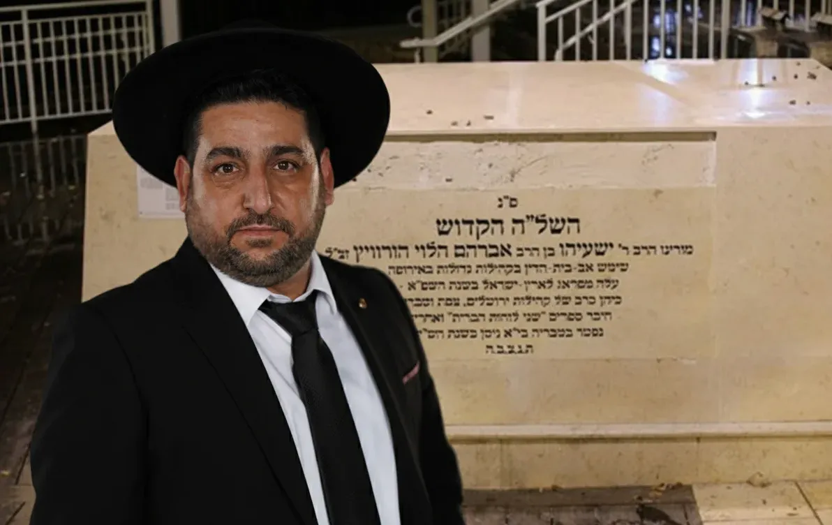 שלוש המילים שפותחות שערים - הרב ארז קדוסי וקבר השל"ה הקדוש שלוש המילים שפותחות שערים - הרב ארז קדוסי וקבר השל"ה הקדוש