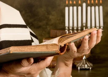 סגולה לחודש כסלו לפי מקובלים, תפילה מיוחדת ותקווה לנס אישי בחנוכה