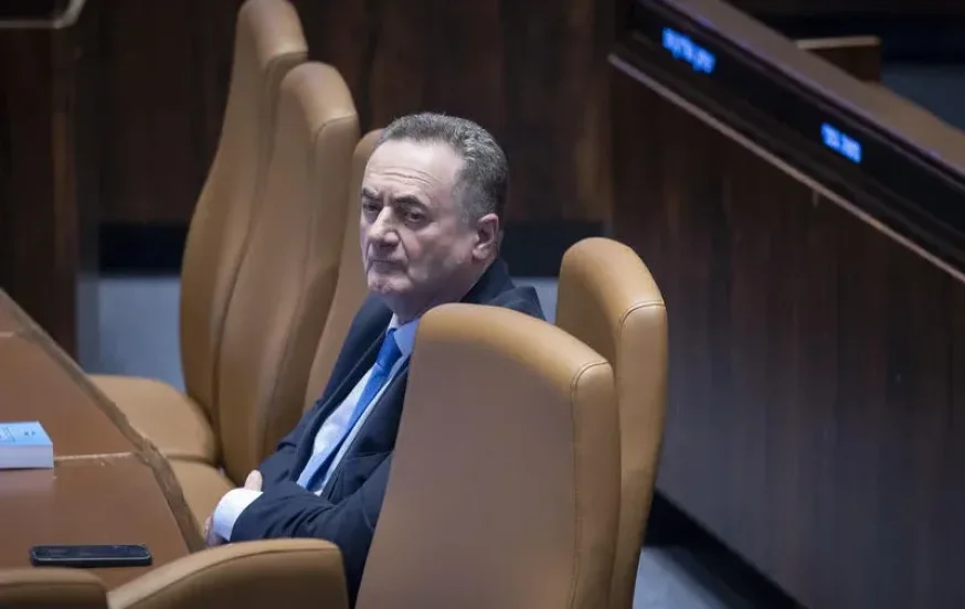 לחץ בצמרת: מקורבי שר הביטחון דורשים לנקוד צעדים נגד בכירי צה"ל לחץ בצמרת: מקורבי שר הביטחון דורשים לנקוד צעדים נגד בכירי צה"ל