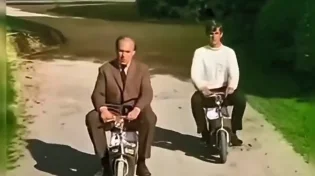 סרטון משנת 1966 חושף: אופניים חשמליות באנגליה הרבה לפני כולם
