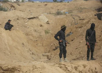 אנשי החמאס בשכונת נוסייראת בעזה אנשי החמאס בשכונת נוסייראת בעזה