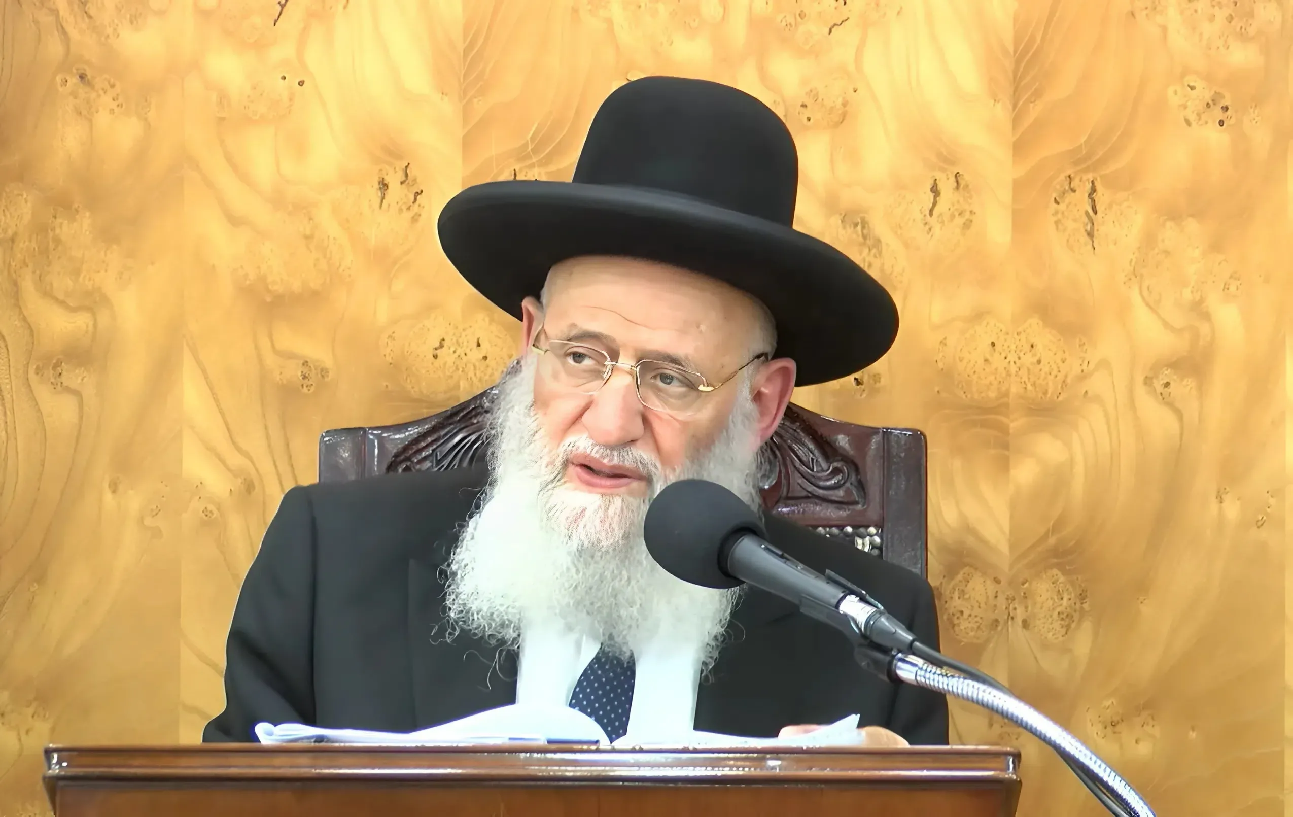 הרב ראובן אלבז הרב ראובן אלבז