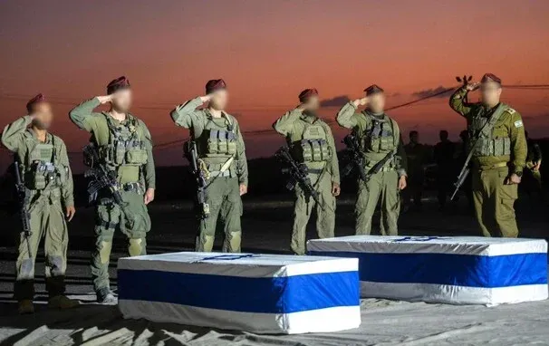 חמאס מוסר גופת חטוף: "ישראל נערכת לקבל מממצאים מהצלב האדום"