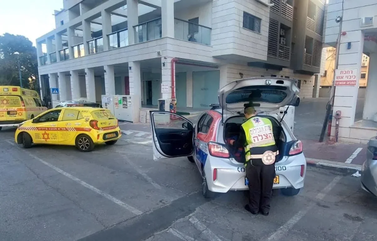 טרגדיה בבני ברק: נער בן 12 נמצא ללא רוח חיים במיטתו