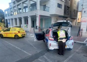 טרגדיה בבני ברק: נער בן 12 נמצא ללא רוח חיים במיטתו