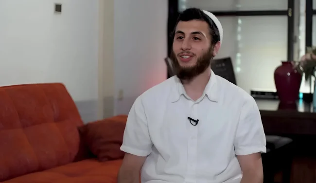 "אבא תציל אותי, אני לא רוצה ללכת למסיבת הנובה" | הדרך חזרה הביתה