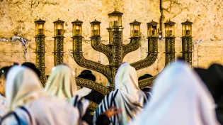 זאת חנוכה: 7 פנינים שלא הכרתם על היום שמסוגל לישועות