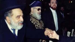 חכם בן ציון לקח בעצמו את הילד למוקד הרפואי!