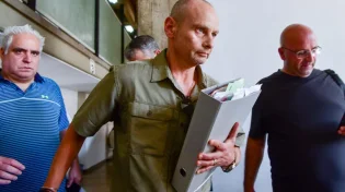 הפצ"רית לשעבר משתחררת וממשיכה לקבל שכר, ומי שחשפה אותה - הושעתה