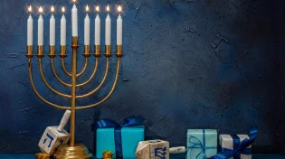כך תתכוננו לחנוכה: 6 טיפים שיביאו אור, סדר ושמחה לחג