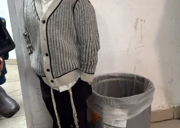 הפעוט שנמצא לבדו במעבר קלנדיה - הוריו אותרו וייחקרו במשטרה הפעוט שנמצא לבדו במעבר קלנדיה - הוריו אותרו וייחקרו במשטרה