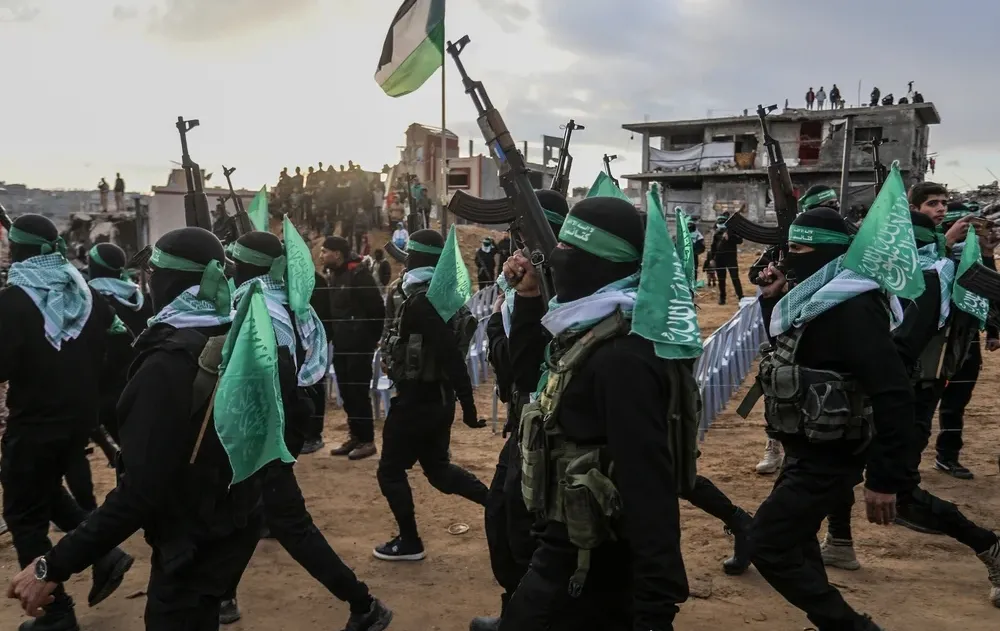 מדאיג: טראמפ משנה כיוון - ולא ידרוש פירוק חמאס וחיזבאללה מנשק