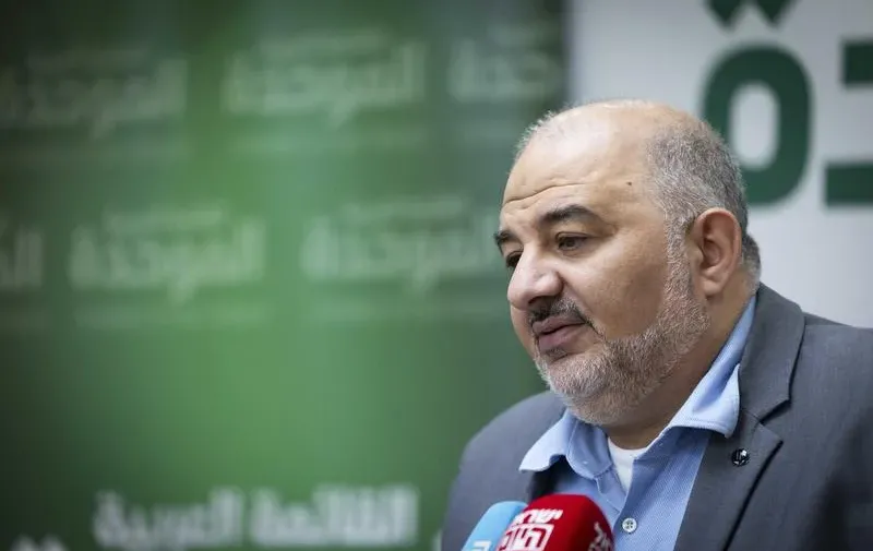 עבאס חוזר בו: ההצהרה על פרידה מהתנועה האסלאמית הייתה רק "משחק מילים"