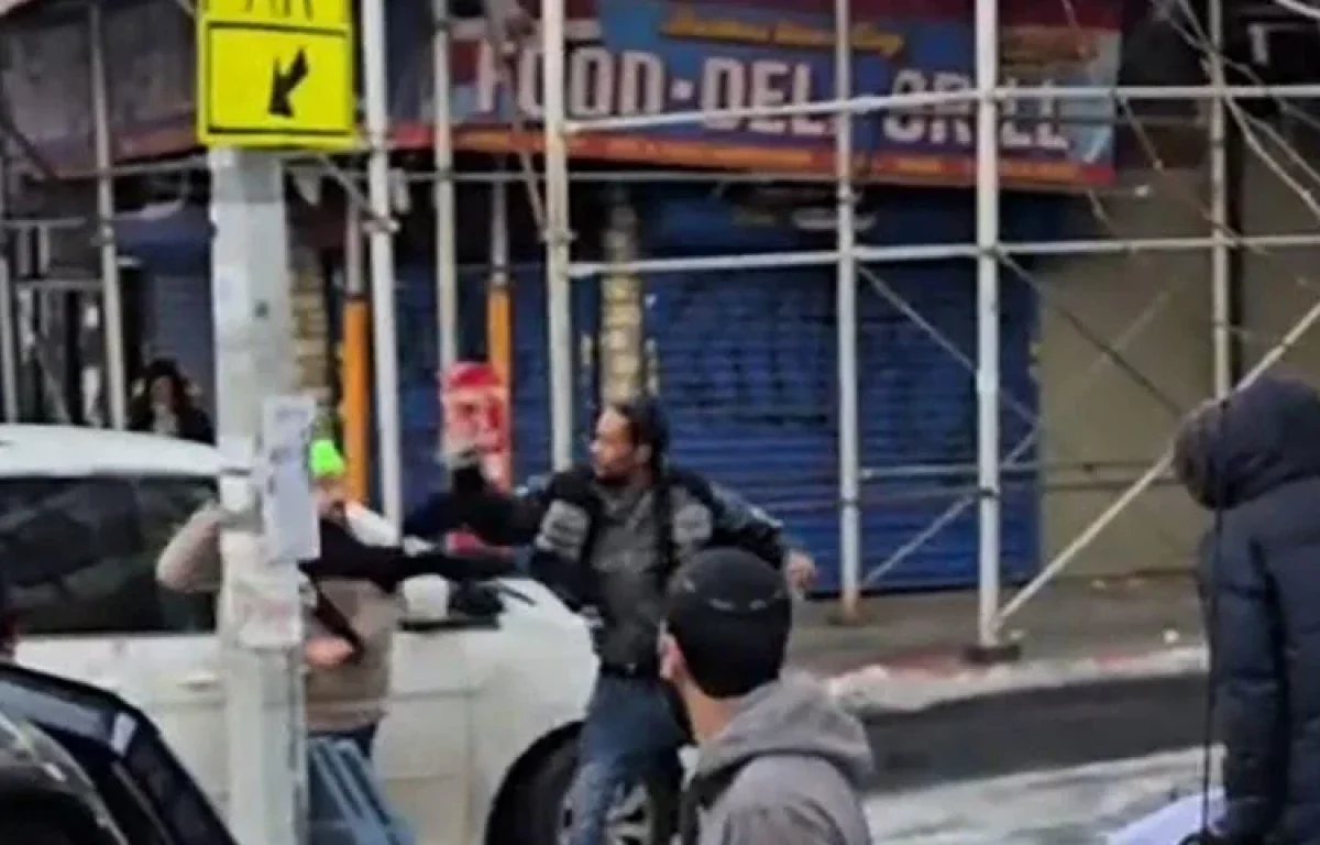 גל אנטישמיות מחריף בניו יורק: יהודי נדקר בלב קראון הייטס גל אנטישמיות מחריף בניו יורק: יהודי נדקר בלב קראון הייטס