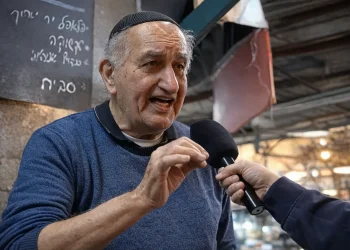 "ברגע שאתה בוטח בקב"ה, אתה מסיר את הדאגות ולא נכנס לדכאונות" "ברגע שאתה בוטח בקב"ה, אתה מסיר את הדאגות ולא נכנס לדכאונות"