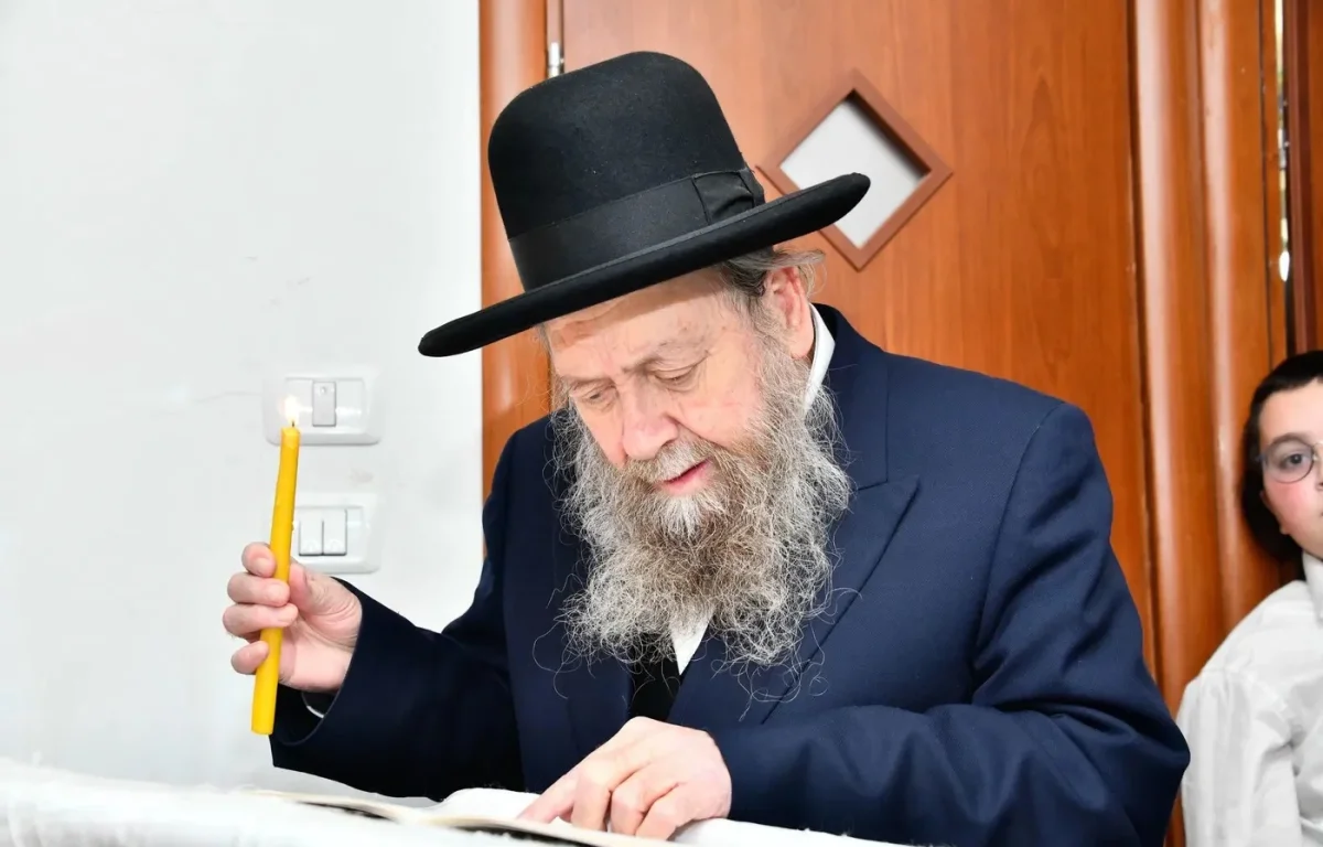 "אבא זקוק לתפילות שלכם": המקובל הגאון הרב דוד בצרי במצב קשה "אבא זקוק לתפילות שלכם": המקובל הגאון הרב דוד בצרי במצב קשה