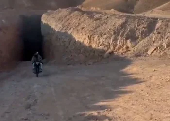 ציר הברחות של איראן? תיעוד חדש חושף מנהרת עצומה מגבול עיראק לסוריה