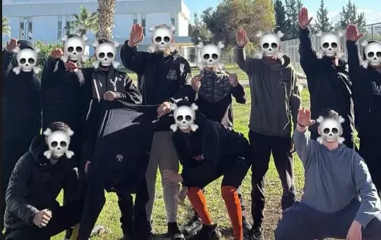 זעזוע בקפריסין: רשת נאצית פעלה בתיכון במשך שנתיים