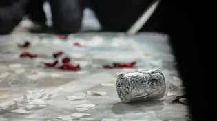 כשהילד מתחתן - והלב של ההורה רועד: מה עושים עם כל הפחדים?