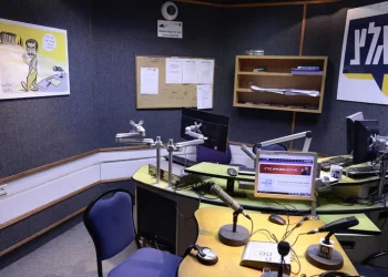 המהלך לפירוק גלי צה"ל יוצא לדרך: אלוף (מיל') אמיר ברעם יעמוד בראש הצוות המהלך לפירוק גלי צה"ל יוצא לדרך: אלוף (מיל') אמיר ברעם יעמוד בראש הצוות