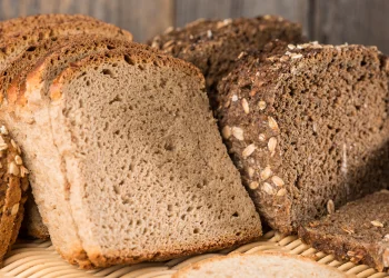 איך בוחרים את הלחם הבריא ביותר? המדריך שיחסוך לכם טעויות בסופר