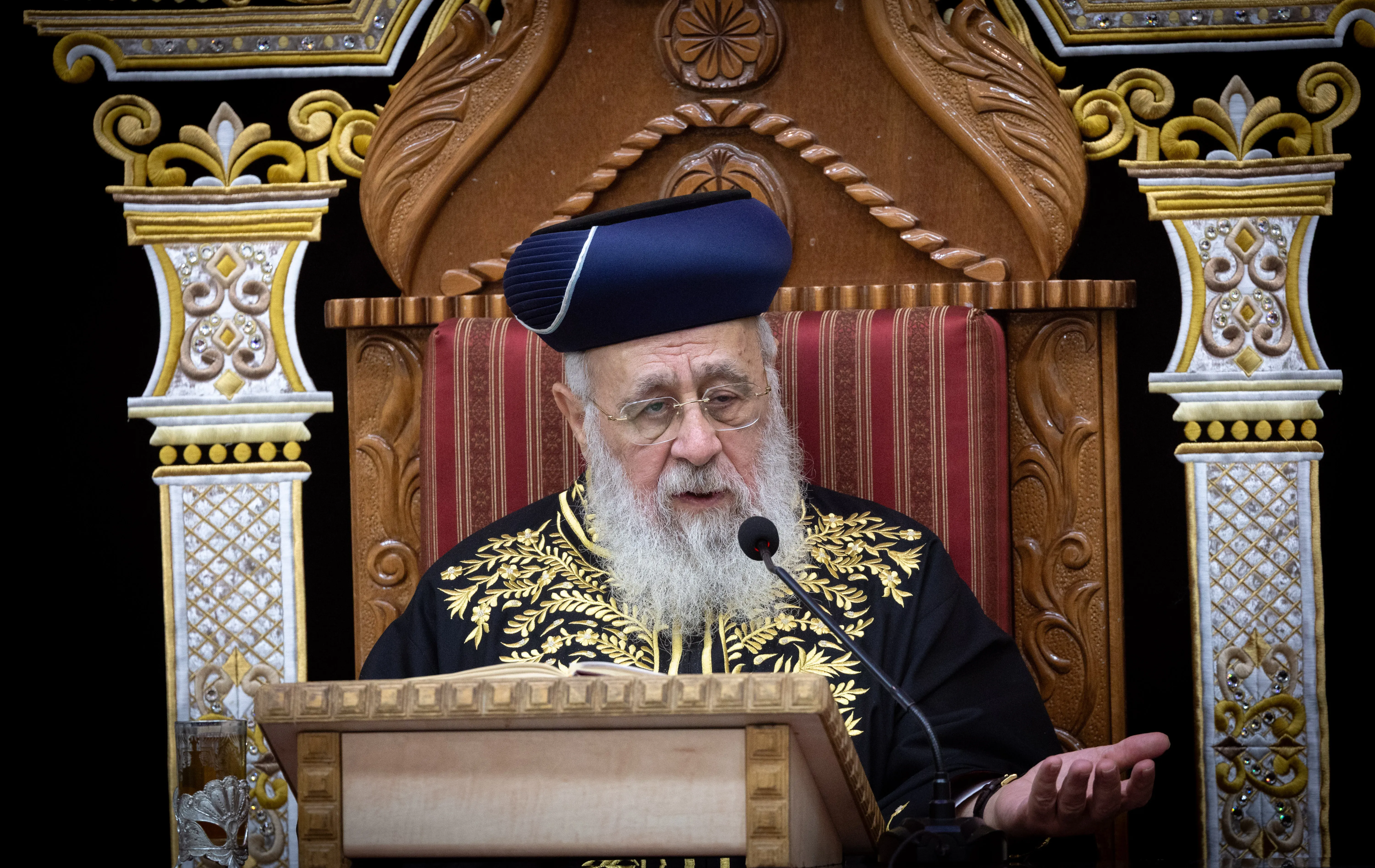 האם צריך לעשר פירות העומדים לסחיטה? מרן הרב יצחק יוסף עונה