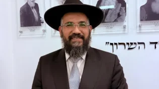 אחרי 16 שנים בלי רב: הרב ארז אלחרר נבחר לכהן כרב העיר של הוד השרון