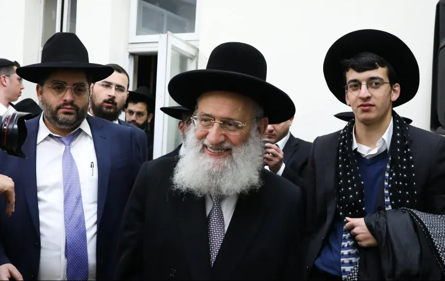 הרב ראובן אלבז בסיפור מצמרר: האב שחזר מן השמיים והציל את בנו הרב ראובן אלבז בסיפור מצמרר: האב שחזר מן השמיים והציל את בנו
