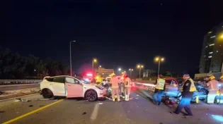 לילה קשה בכביש 4: תאונת שרשרת סמוך למחלף בר־אילן, 8 פצועים