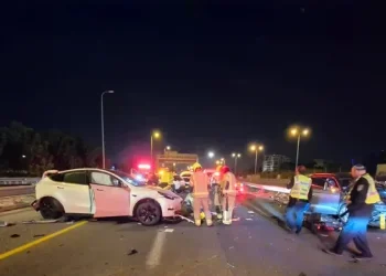 לילה קשה בכביש 4: תאונת שרשרת סמוך למחלף בר־אילן, 8 פצועים