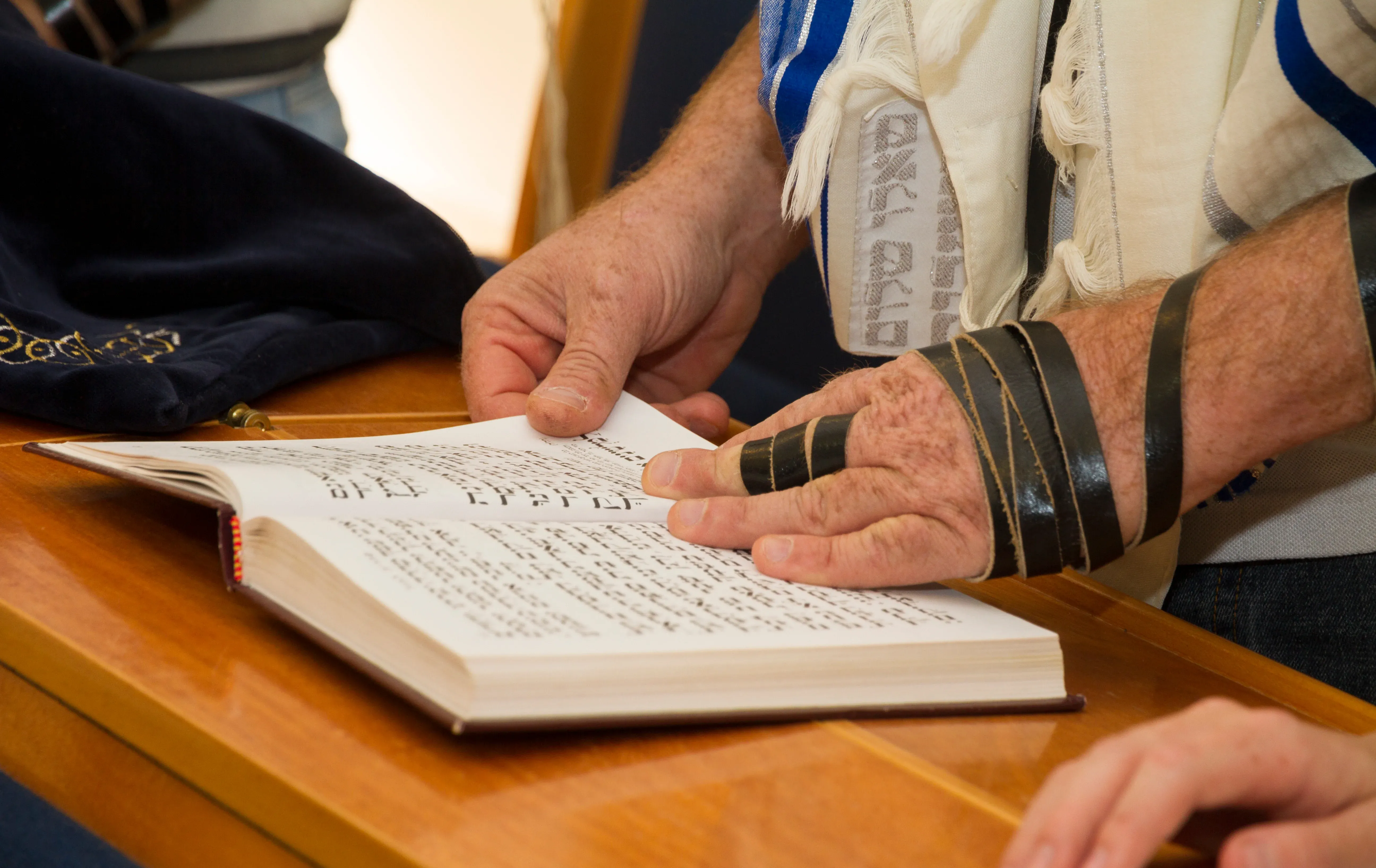 אשרי יושבי ביתך. הדרך הפשוטה שחז״ל הבטיחו שמובילה לעולם הבא.