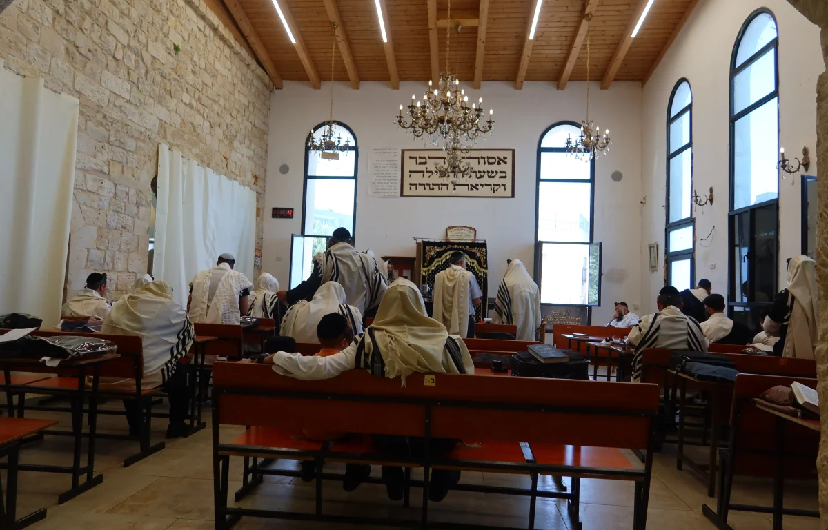 רבים לא יודעים: הסגולה לפרנסה וישועה שאפשר לעשות 3 פעמים ביום