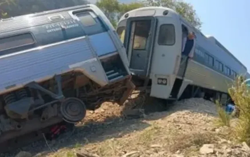 אסון בדרום מקסיקו: לפחות 13 הרוגים ועשרות פצועים בהתרסקות רכבת אסון בדרום מקסיקו: לפחות 13 הרוגים ועשרות פצועים בהתרסקות רכבת