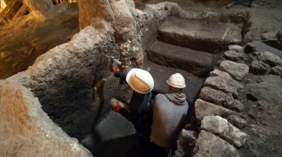 בלב ירושלים: מקווה טהרה מימי הבית השני נחשף תחת רחבת הכותל