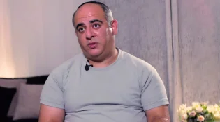 השחקן בצלאל בורוכוב בדמעות: "יש גן עדן, סבא נמצא שם"