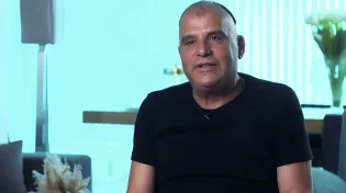 איבד 8 מבני משפחתו בפיגוע - וצרח לבורא עולם: "אל תיקח לי את הילד"