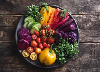 אדום ירוק וסגול: הצבעים בצלחת שחושפים מה באמת בריא לגוף