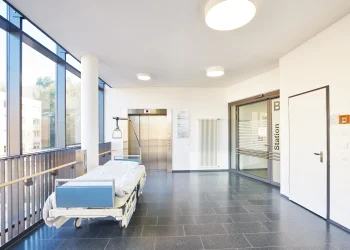 מה עשה הרב אחרי שאשתו נפטרה? הרב אסי עדני בסיפור לשבת