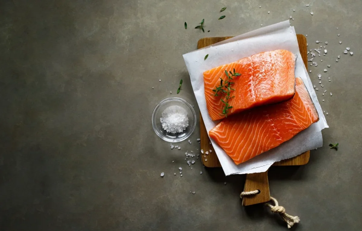 מרגישים שהגוף כבר לא מה שהיה? ייתכן שחסרים לכם דגים בתפריט